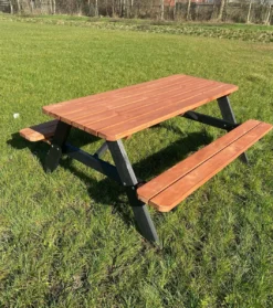 Goedkopepicknicktafels.nl | Zwart Bruine XL Picknicktafel Bruno | Tuintafel 6 Persoons | Bruin Zwart Gespoten Gedroogd Grenen Hout! 5 Goedkopepicknicktafels.nl | Zwart Bruine XL Picknicktafel Bruno | Tuintafel 6 Persoons | Bruin Zwart Gespoten Gedroogd Grenen Hout! -Tuinmeubelseries Winkel 1061x1200