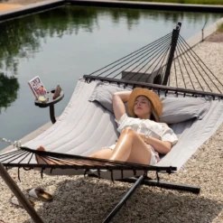 Vita5 Hangmat Met Standaard En Spreidstok – 2 Persoons – Incl. Bekerhouder - Afneembaar Kussen – Uv-bestendig – Lichtgrijs -Tuinmeubelseries Winkel 1200x1200 1236