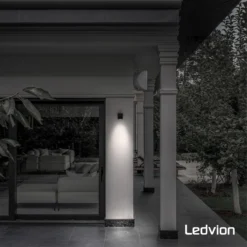 Ledvion Hydra - Wandlamp Buiten - Zwart - GU10 Fitting - IP54 -Tuinmeubelseries Winkel 1200x1200 1423