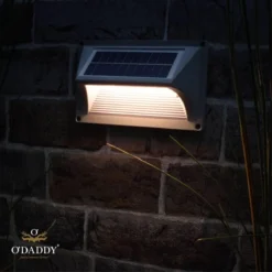 O'DADDY® Castor Tuinverlichting Op Zonneenergie - Wandlamp Buiten - Solar Tuinverlichting - 50 Lumen Warm Wit - Aluminium Grijs - Draadloos 10 O'DADDY® Castor Tuinverlichting Op Zonneenergie - Wandlamp Buiten - Solar Tuinverlichting - 50 Lumen Warm Wit - Aluminium Grijs - Draadloos -Tuinmeubelseries Winkel 1200x1200 1915