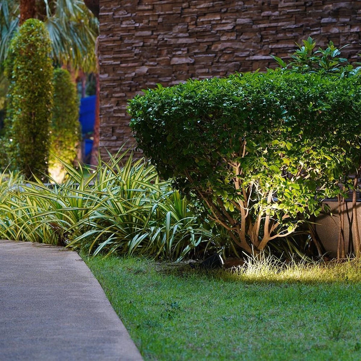 3x HOFTRONIC Spikey - Tuinspot voor buiten - LED - Zwart - 2700K Warm wit - Waterdicht - 5 Watt - 400 Lumen - 230V - Verwisselbare GU10 lamp - Prikspot met grondspies - Richtbaar - Aluminium - Voor het uitlichten van planten/struiken en bomen 3x HOFTRONIC Spikey - Tuinspot Voor Buiten - LED - Zwart - 2700K Warm Wit - Waterdicht - 5 Watt - 400 Lumen - 230V - Verwisselbare GU10 Lamp - Prikspot Met Grondspies - Richtbaar - Aluminium - Voor Het Uitlichten Van Planten/struiken En Bomen -Tuinmeubelseries Winkel 1200x1200 2349