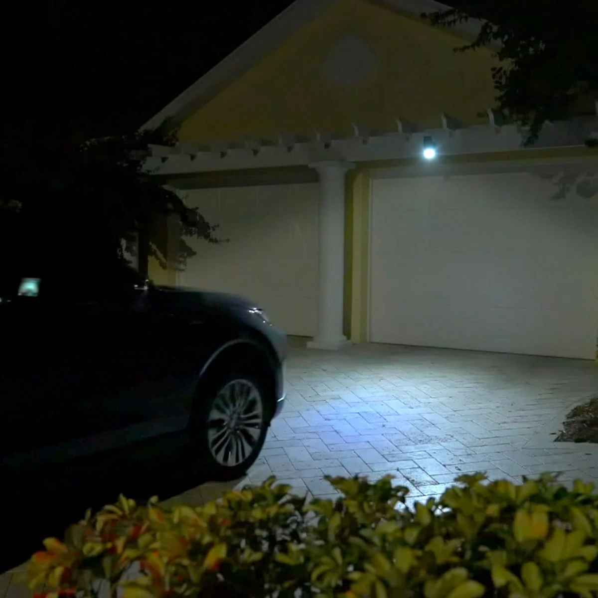 Panta Safe Light Solar LED - 8 high-power LED's - tot 7,5 meter bereik - weerbestendig & robuust - uitschakelfunctie - daglichtsensor Panta Safe Light Solar LED - 8 High-power LED's - Tot 7,5 Meter Bereik - Weerbestendig & Robuust - Uitschakelfunctie - Daglichtsensor -Tuinmeubelseries Winkel 1200x1200 2421