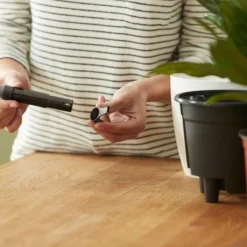 Elho Self-watering Insert 17 - Accessoires Voor Binnenaccessoires - Ø 17.0 X H 15.8 Cm - Zwart/Living Black -Tuinmeubelseries Winkel 1200x1200 2506