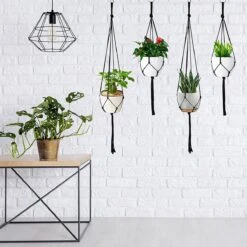 9 Stuks Zwart Macrame Plantenhangers - Boho Handgeweven Katoen Hangpot Voor Binnen/Buiten - Hangende Bloempot Met Kralen - Macramé Touw/Koord Hangplant Houder - Bohemian Wandhanger Decoratie - Plant Hanger - Verticale Tuin Bloempothouder Planthanger -Tuinmeubelseries Winkel 1200x1200 2577