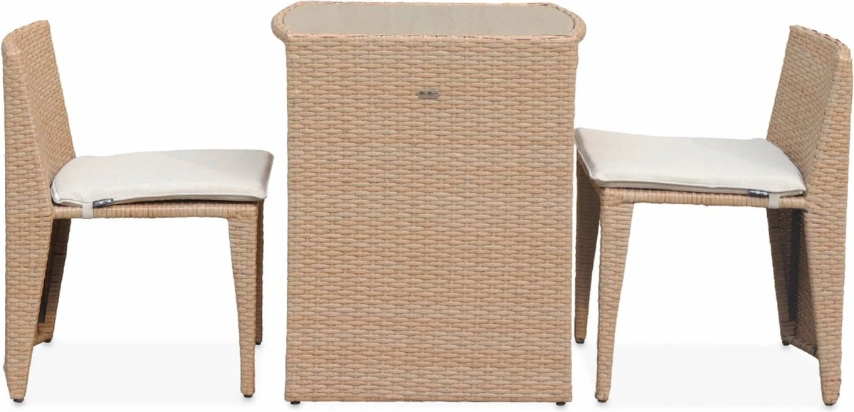 Alice's Garden Balkonset Doppio - 2 stoelen - Inschuifbaar - Wicker - Beige Alice's Garden Balkonset Doppio - 2 Stoelen - Inschuifbaar - Wicker - Beige -Tuinmeubelseries Winkel