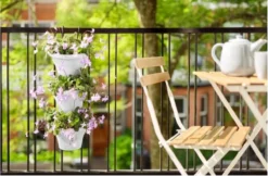 Elho Corsica Vertical Forest 24 - Bloempot Voor Balkonbuiten - Ø 26.7 X H 29.7 Cm - Wit/Wit 15 Elho Corsica Vertical Forest 24 - Bloempot Voor Balkonbuiten - Ø 26.7 X H 29.7 Cm - Wit/Wit -Tuinmeubelseries Winkel 1200x789 2