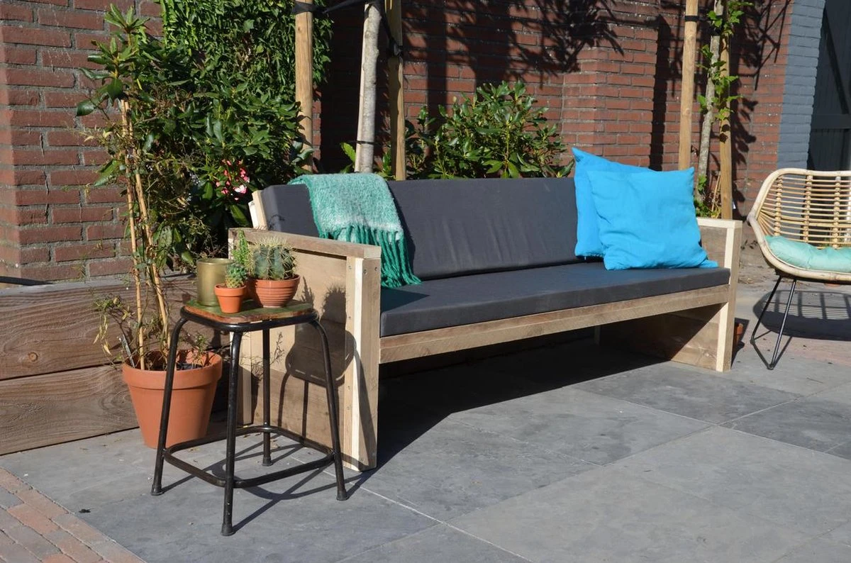 Sanderswoodworks Houten tuinbank Vlieland - Incl. kussens - Steigerhout Sanderswoodworks Houten Tuinbank Vlieland - Incl. Kussens - Steigerhout -Tuinmeubelseries Winkel 1200x794 2