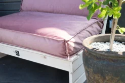 2L Home & Garden Rugkussen Velvet Oud Roze - 120 X 40cm -Tuinmeubelseries Winkel 1200x800 380