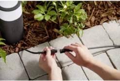 Philips Hue Calla Sokkellamp - Wit En Gekleurd Licht - Zwart - Laag - Laagspanning - Uitbreiding -Tuinmeubelseries Winkel 1200x813 7