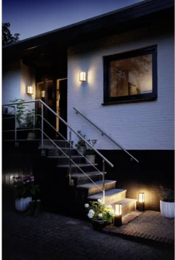 Philips Hue Impress Sokkellamp - Wit En Gekleurd Licht - Zwart - Laag -Tuinmeubelseries Winkel 810x1200 4