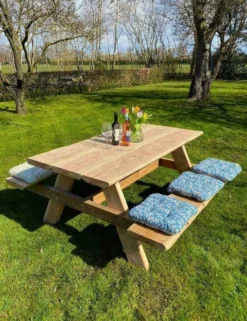 Robuuste Picknicktafel Van Douglashout. Duurzaam En Modern. Lengte 2,40 Meter 2 Robuuste Picknicktafel Van Douglashout. Duurzaam En Modern. Lengte 2,40 Meter -Tuinmeubelseries Winkel 922x1200 1